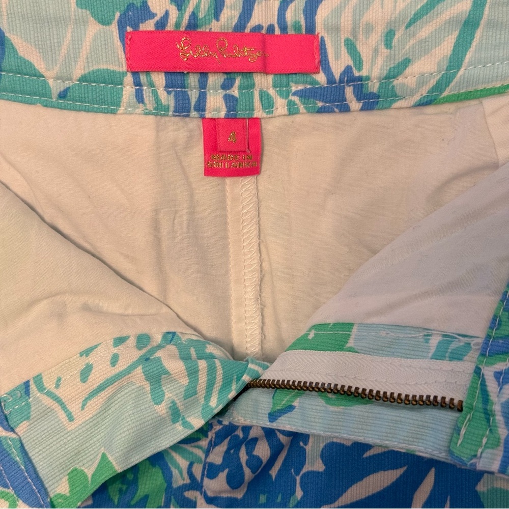 Scalloped Lilly Pulitzer Skort - Picture 3 of 4